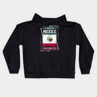 Mexico Flag Born Distressed Novelty Gift Kids Hoodie